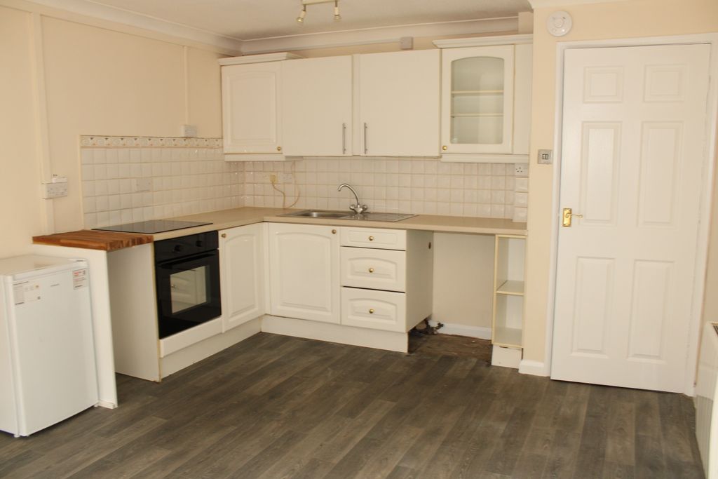 Property photo 2 of 6