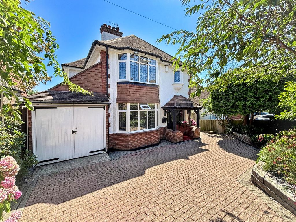 Property photo 1 of 24