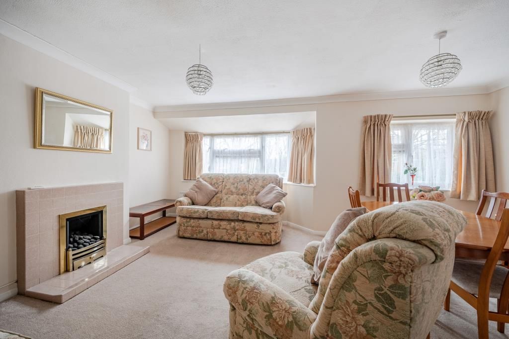 Property photo 2 of 19 Living Room