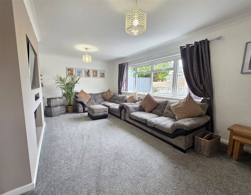 Property photo 2 of 24 Picture No. 24