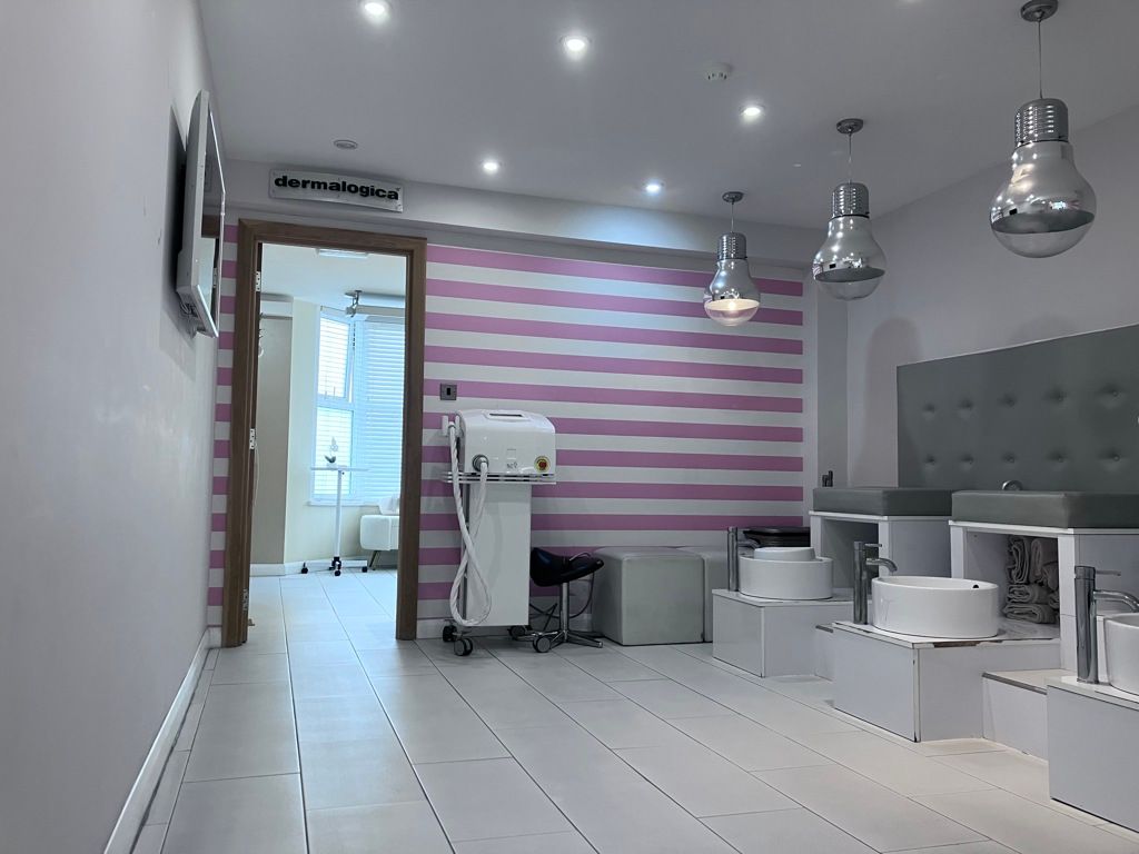 Property photo 3 of 6 Photo 1