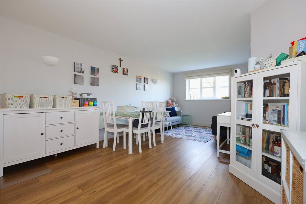 Property photo 2 of 15 Picture No. 09