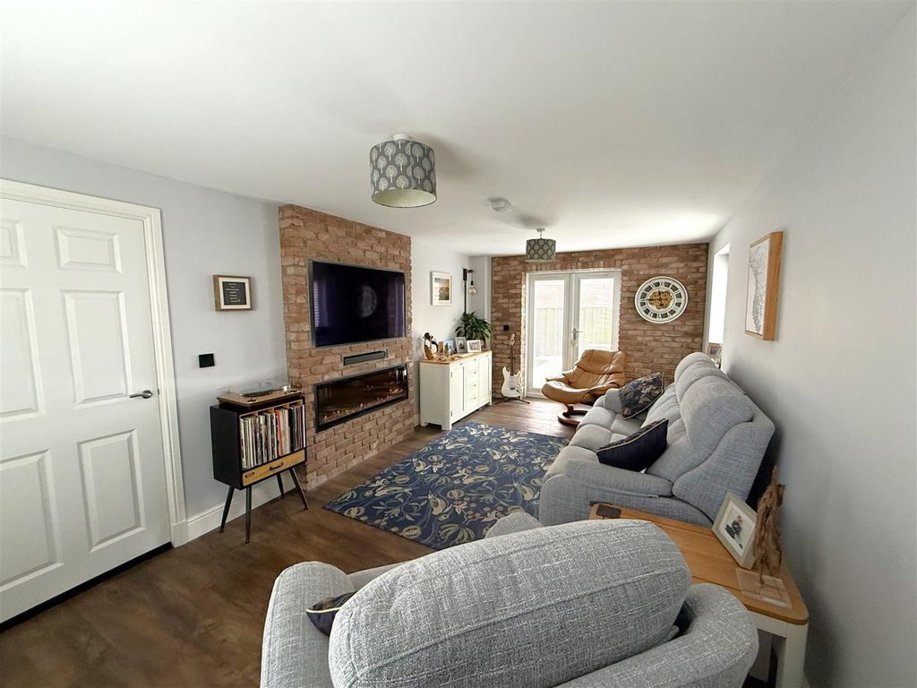 Property photo 2 of 20 2.Jpeg