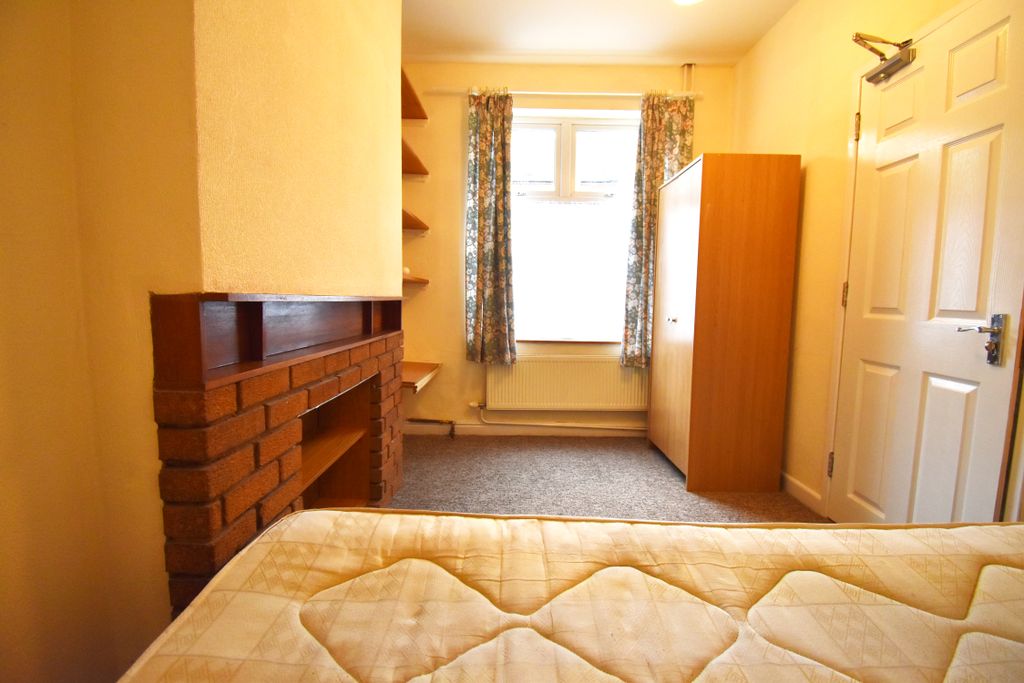 Property photo 3 of 4