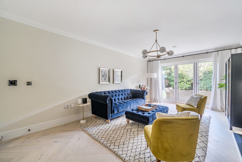 Property photo 3 of 36 Picture 3