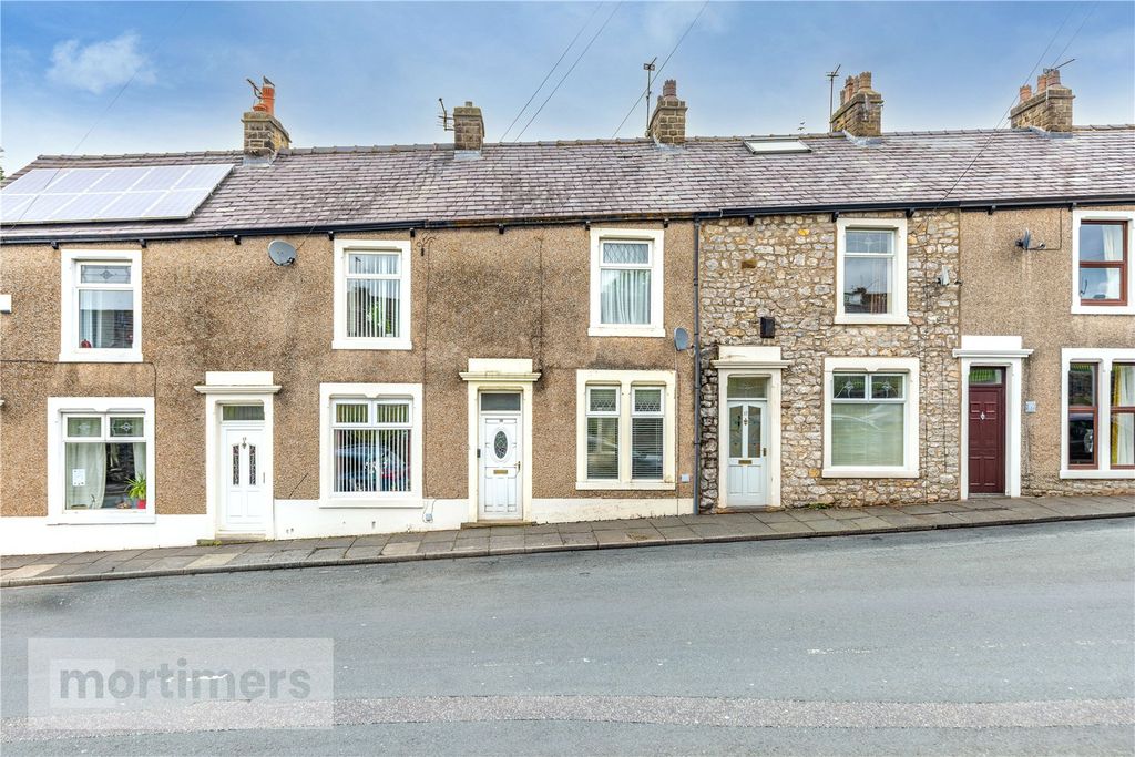 Property photo 1 of 16 External