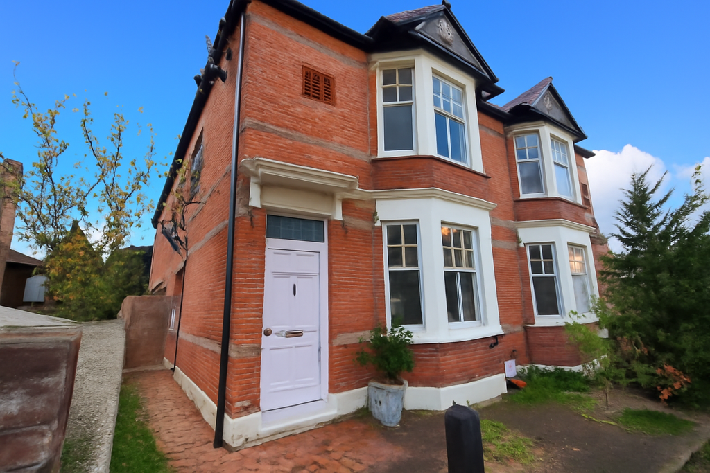 Property photo 1 of 11