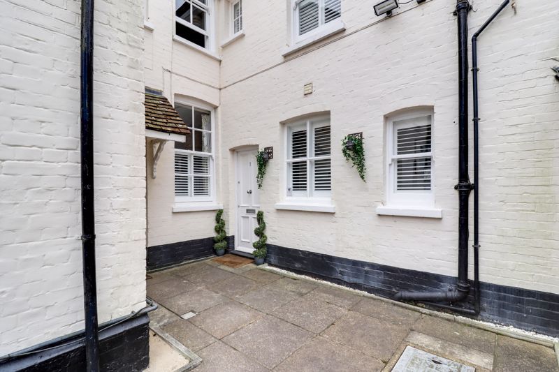 Property photo 1 of 15 Photo 14