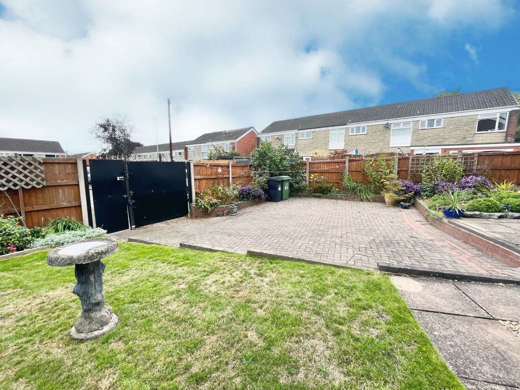 Property photo 3 of 21