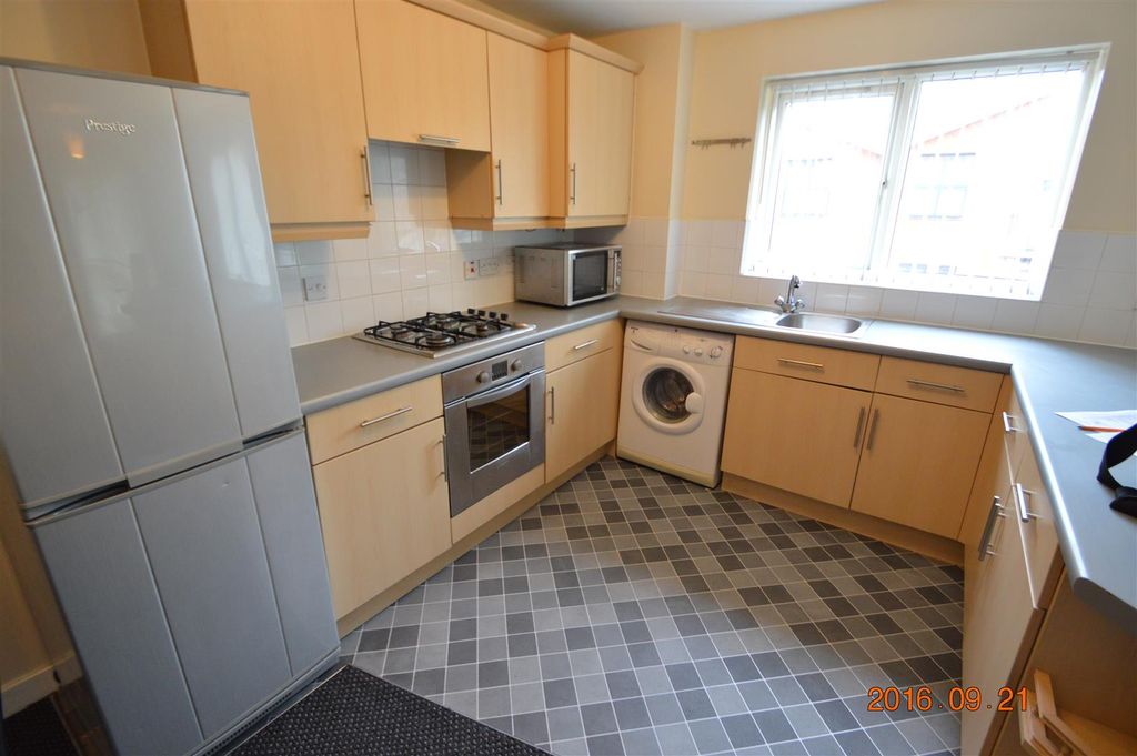 Property photo 3 of 8