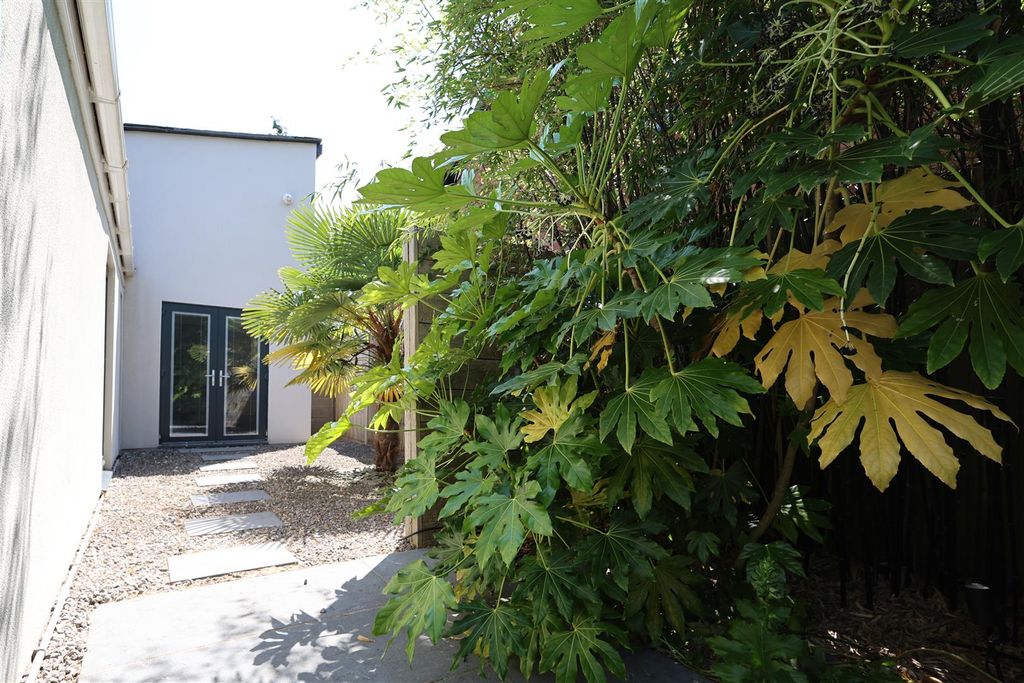 Additional image 48 of 5 bed detached house for saleBristol Road, Frenchay, Bristol BS16