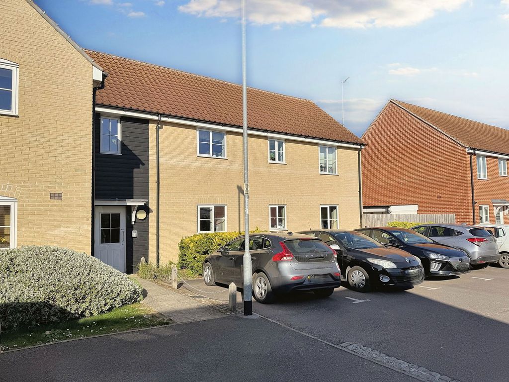 Property photo 1 of 15