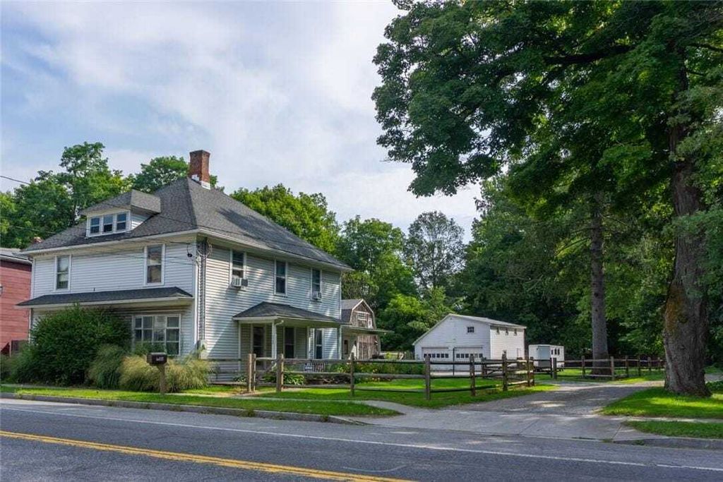 Property photo 2 of 12 <Alttext/>