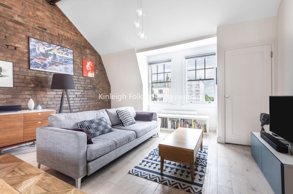 Property photo 1 of 12 51Dcb5dc-6403-4c88-9