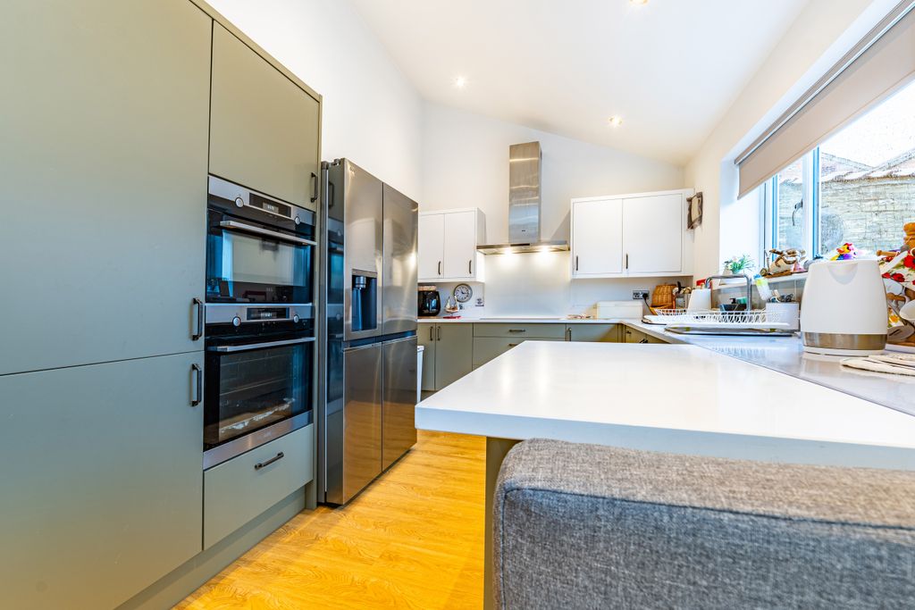 Property photo 3 of 22 Photo 3