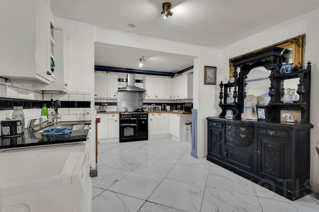 Additional image 5 of 10 bed semi-detached house for saleCheriton Road, Folkestone CT20