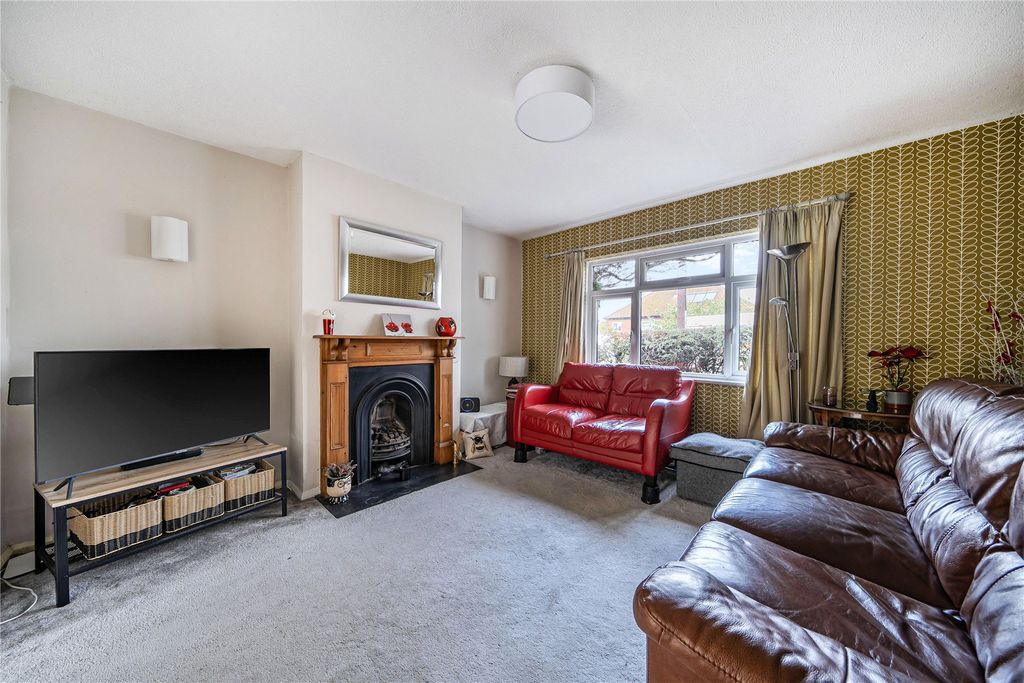 Property photo 2 of 22 Picture No. 12