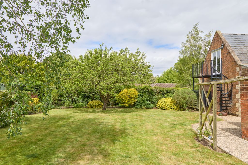 Additional image 37 of 6 bed detached house for saleCowlinge, Newmarket, Suffolk CB8
