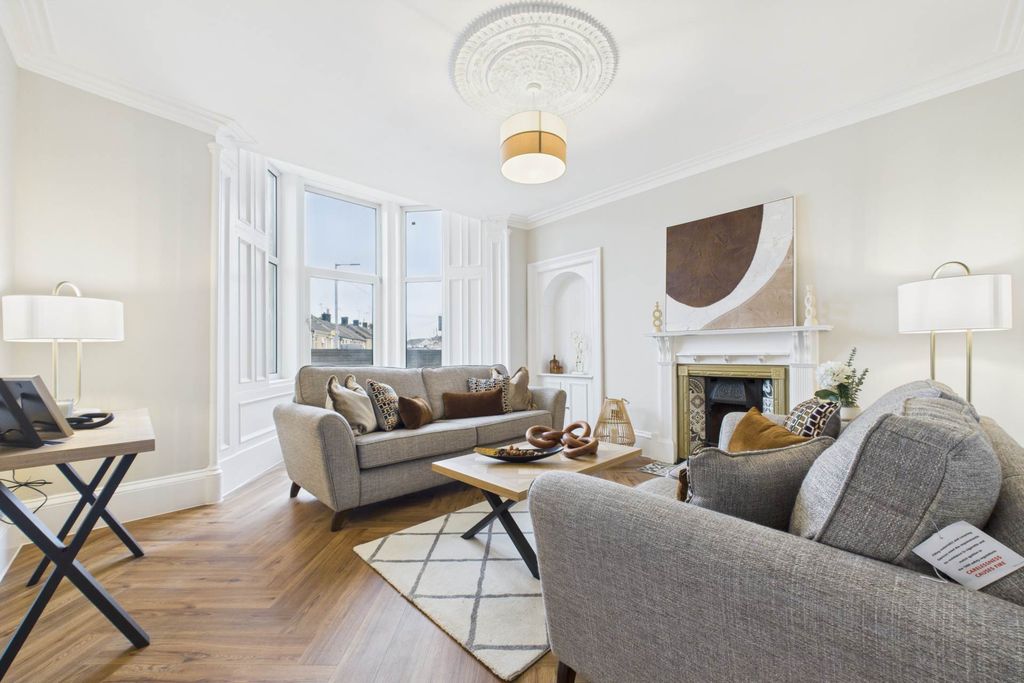 Property photo 2 of 30