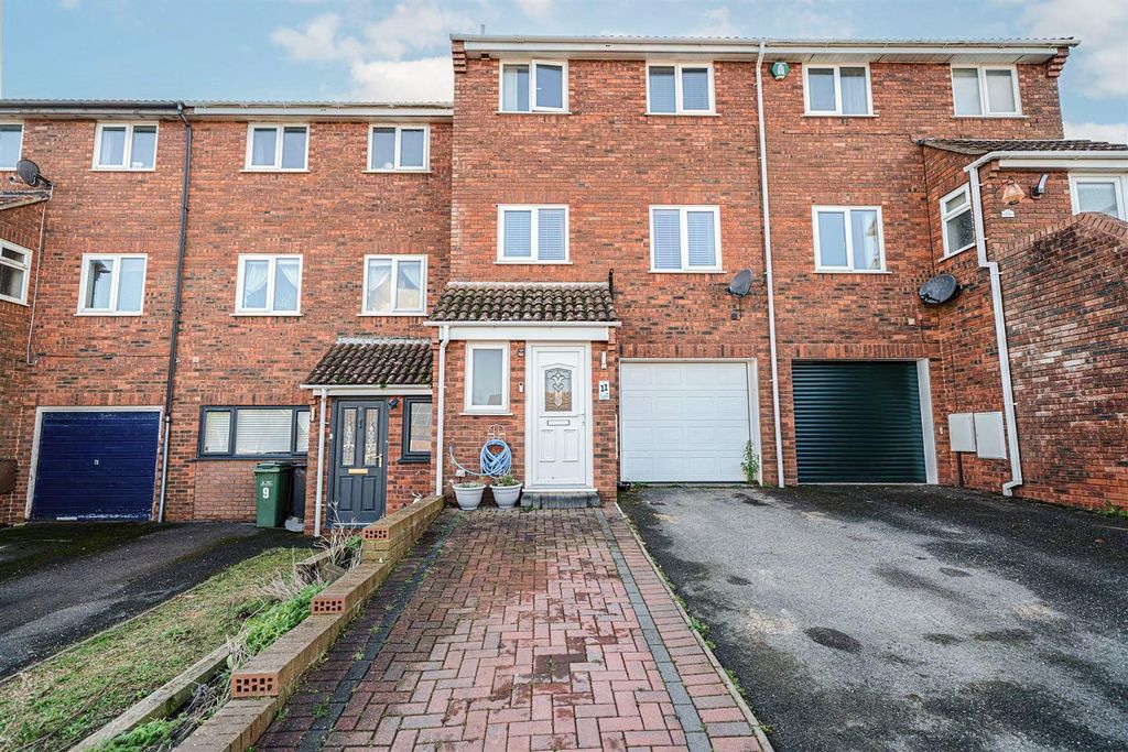 Property photo 1 of 14 m8Uy_Vao30O4Lloyy5Fehq Edit.Jpg