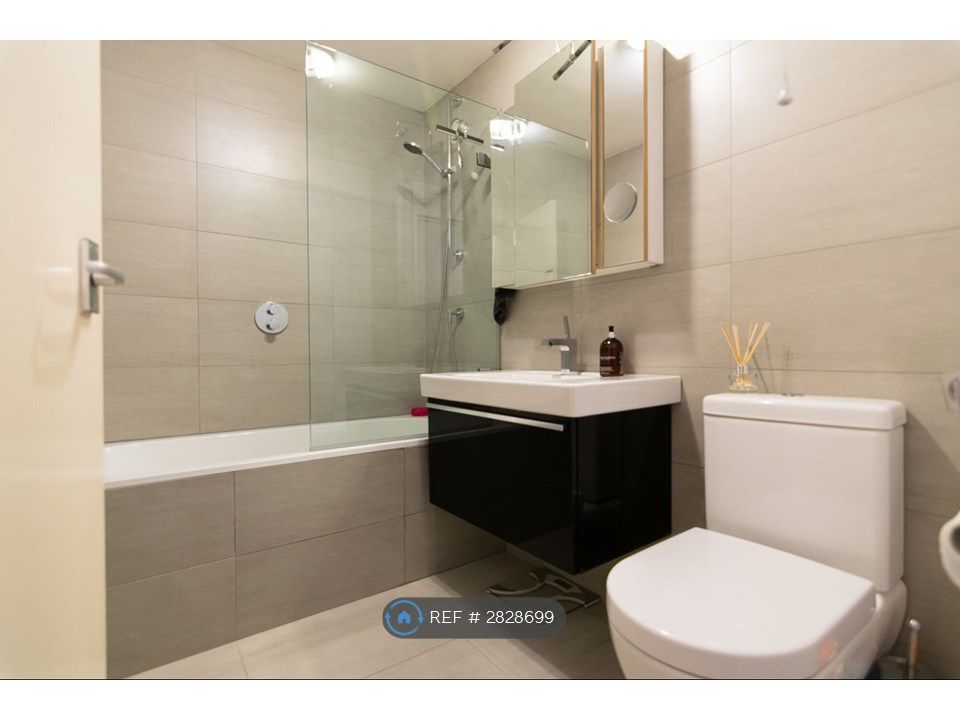 Property photo 3 of 5 Bathroom