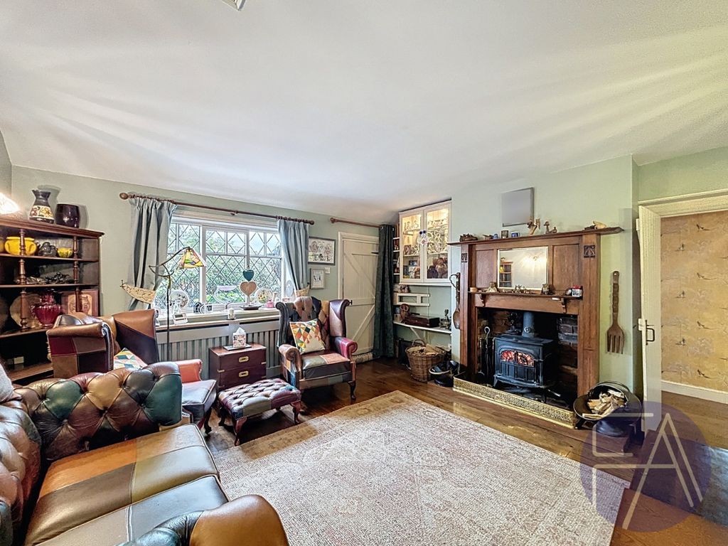 Property photo 3 of 26 4822153