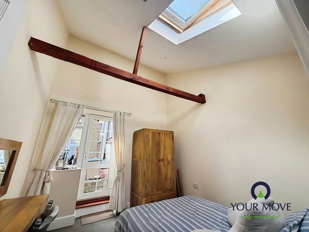 Property photo 3 of 16 Pbox-Img.Jpg
