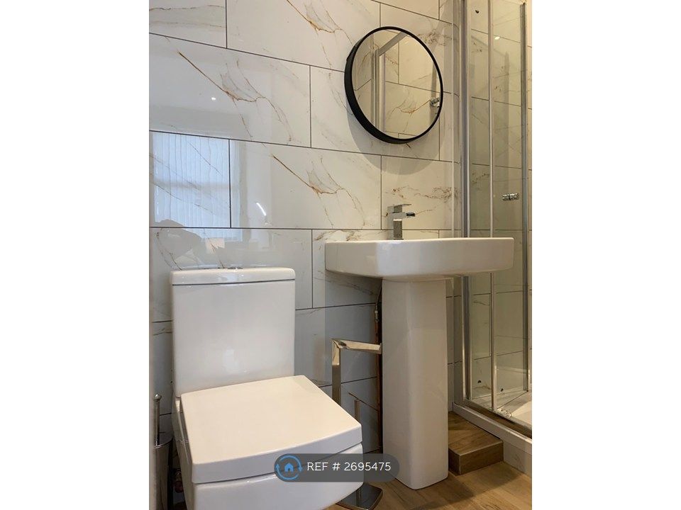 Property photo 3 of 3