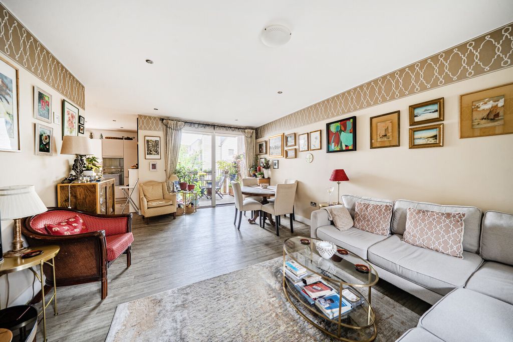 Property photo 3 of 14 1455812-16-69Fddc...