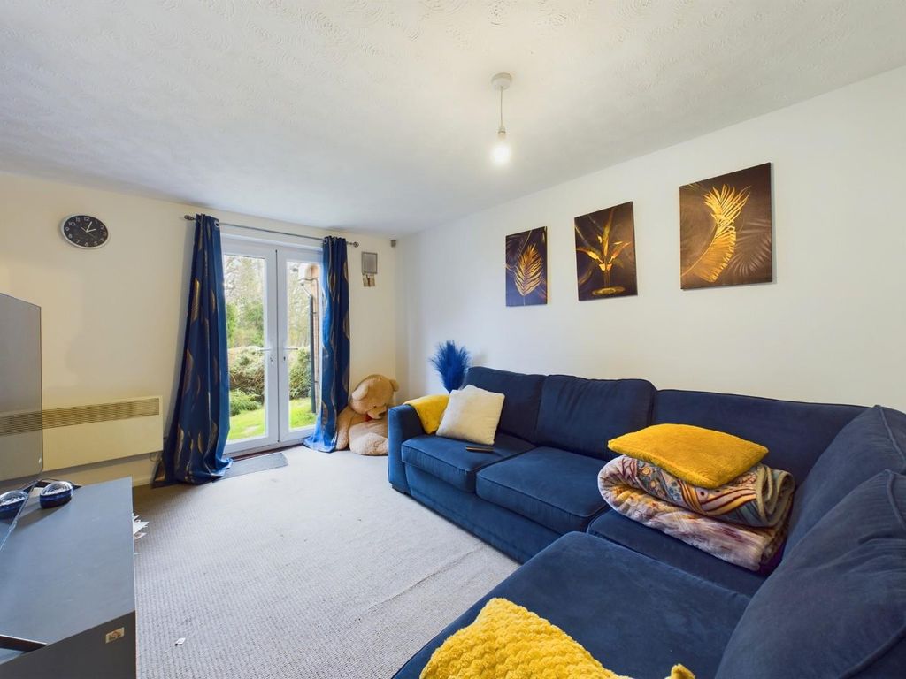 Property photo 2 of 8 Cam04899G0-Pr0022-Still002.Jpg