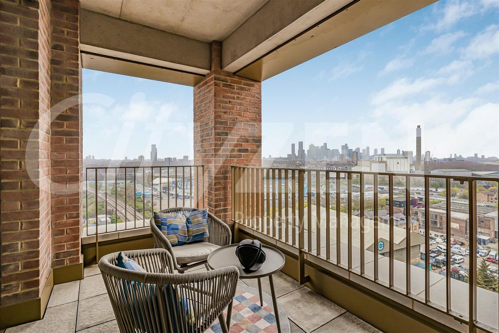 Property photo 3 of 26 Balcony