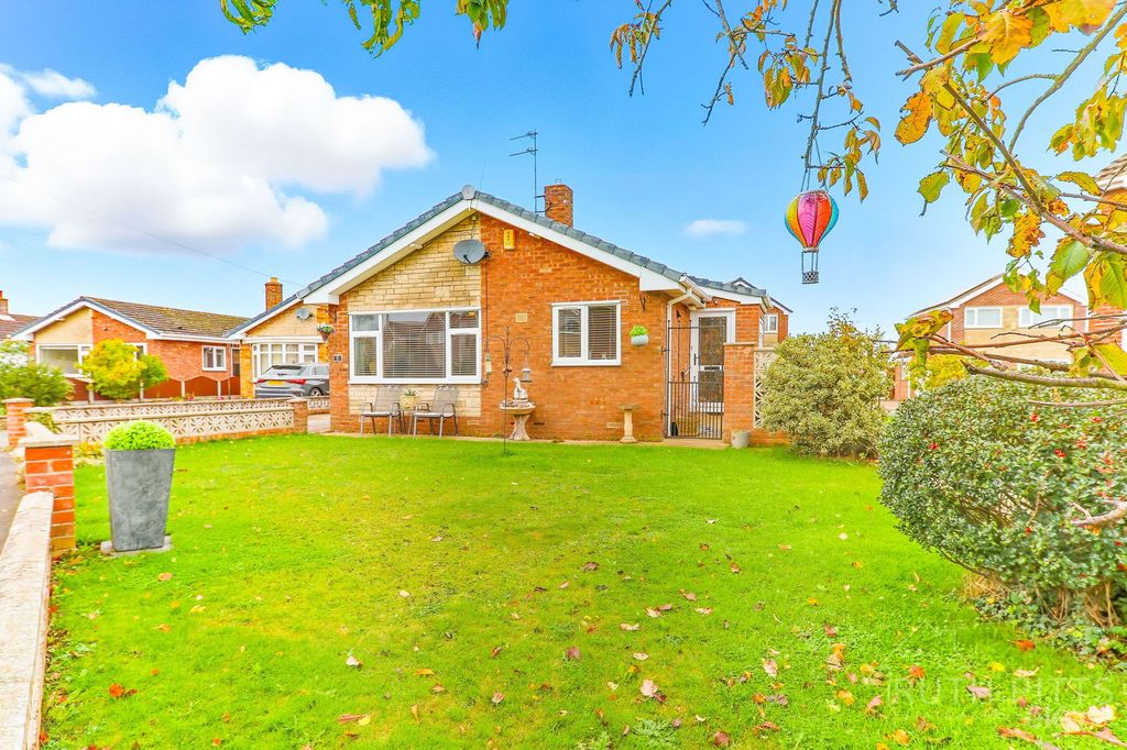 Property photo 2 of 24