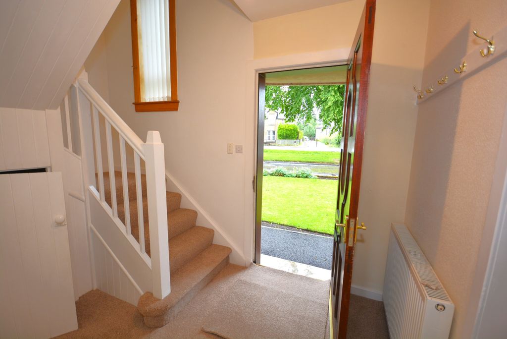 Property photo 2 of 12 Hall.Jpg