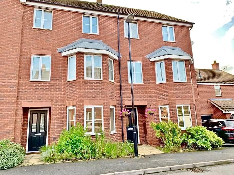 Property photo 1 of 12 Maison Shropshire Drive.Jpg