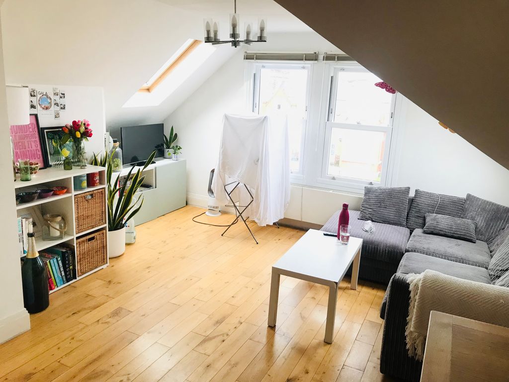 Property photo 1 of 5