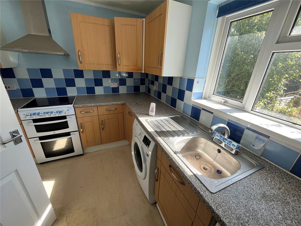 Property photo 3 of 7 Picture No. 12