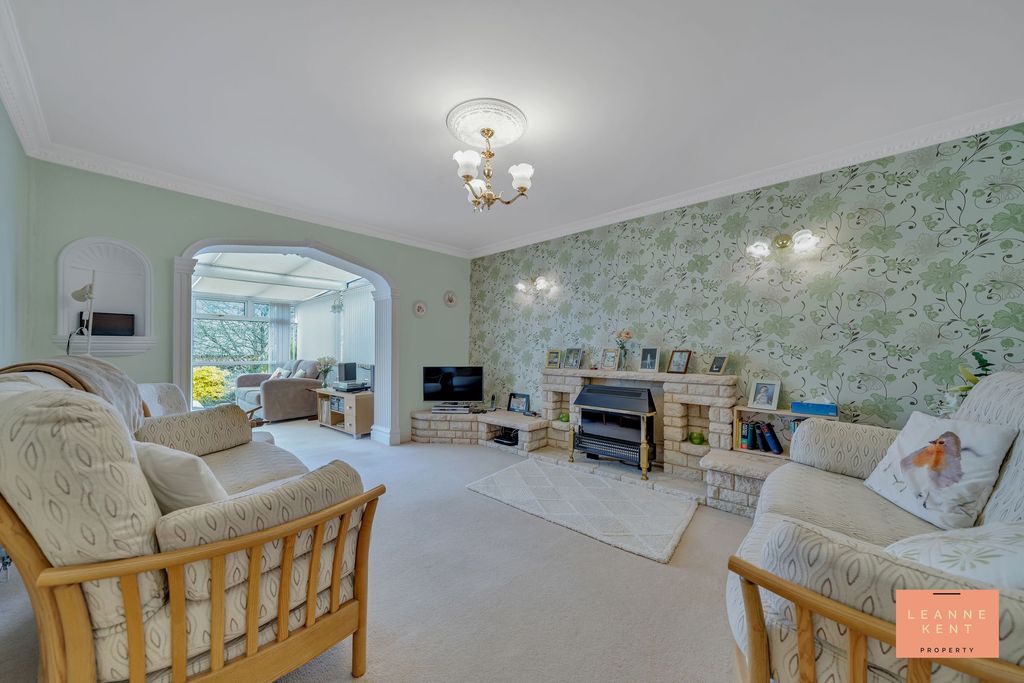 Property photo 2 of 38