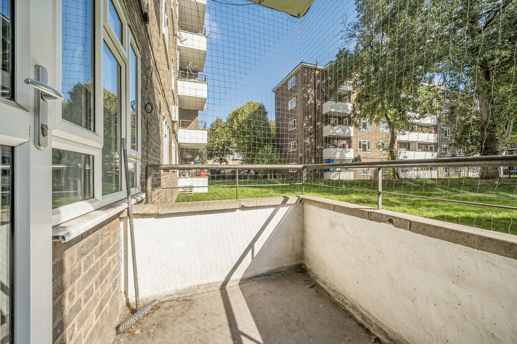 Property photo 3 of 17 Balcony