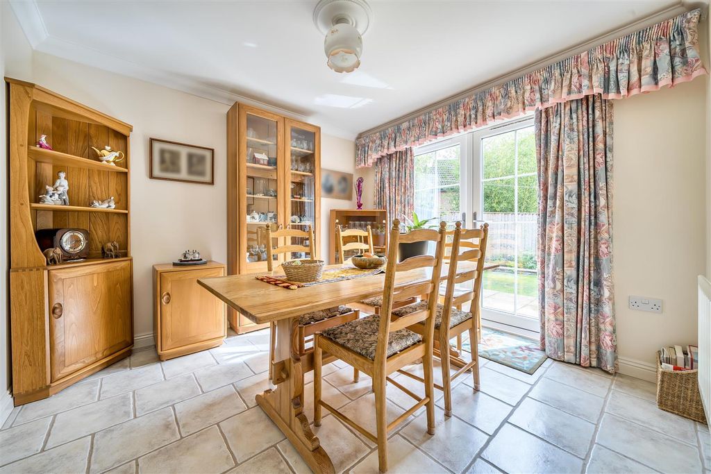 Property photo 3 of 18 Dining Room