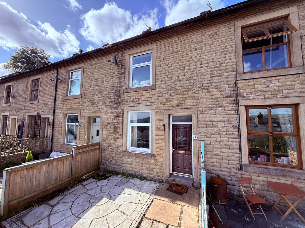Property photo 1 of 18