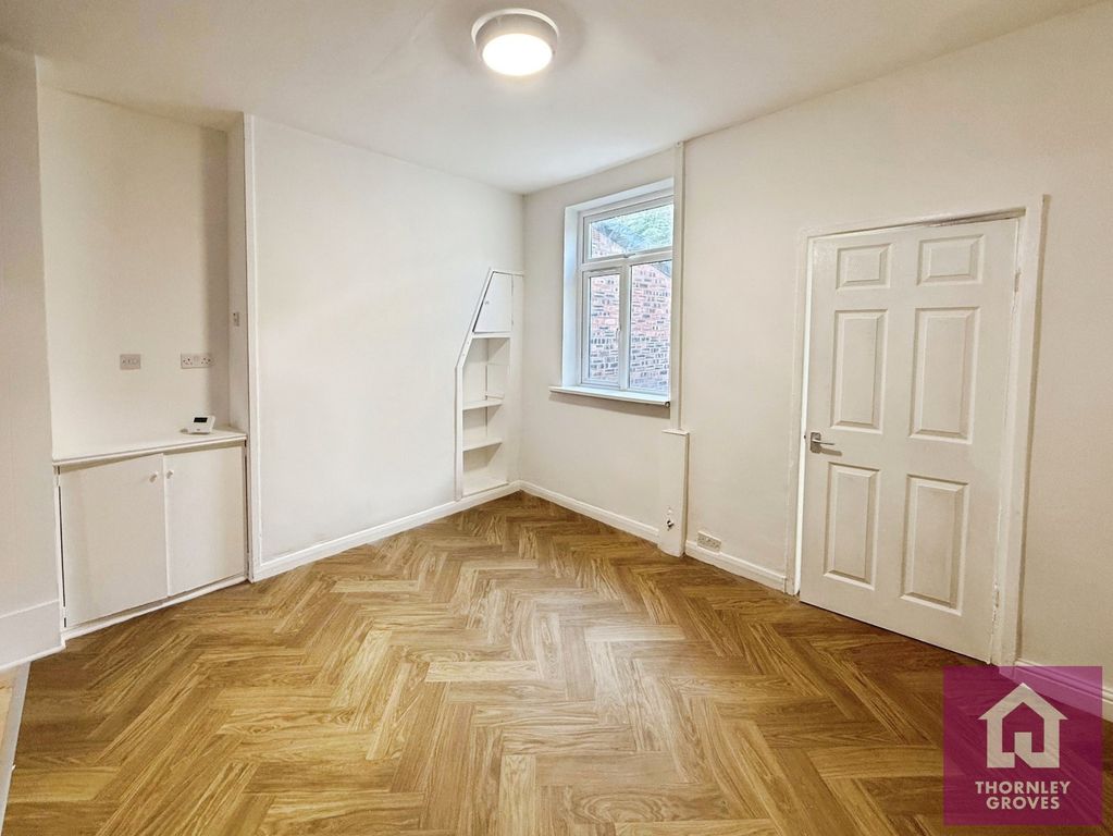 Property photo 3 of 10 Picture No. 05