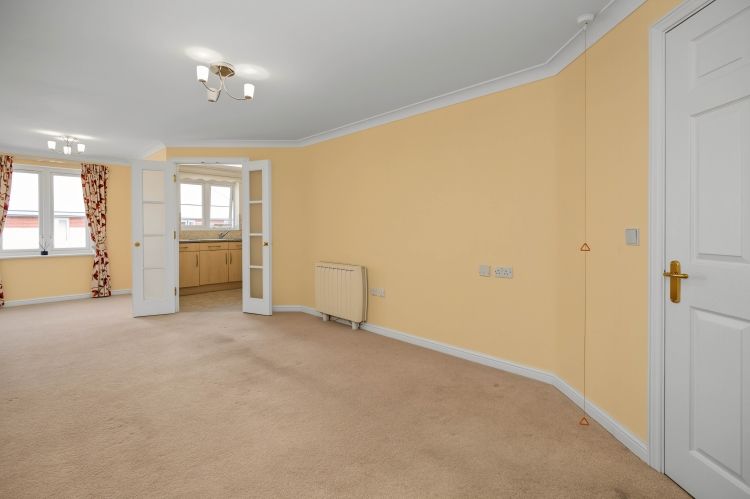 Property photo 2 of 8 336565
