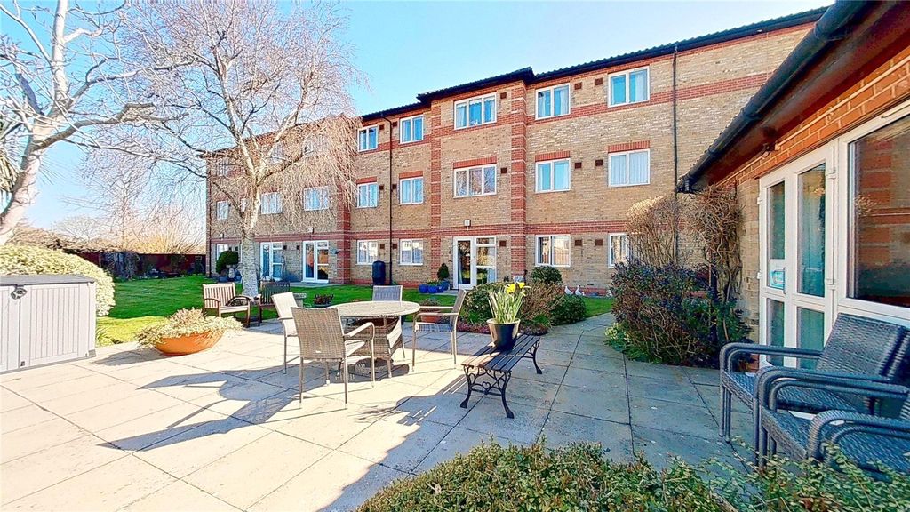 Property photo 1 of 12 Picture No. 02