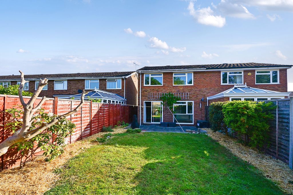 Additional image 12 of 3 bed semi-detached house for saleAshdown Avenue, Farnborough GU14