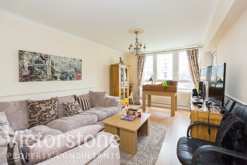 Property photo 1 of 11 1328901