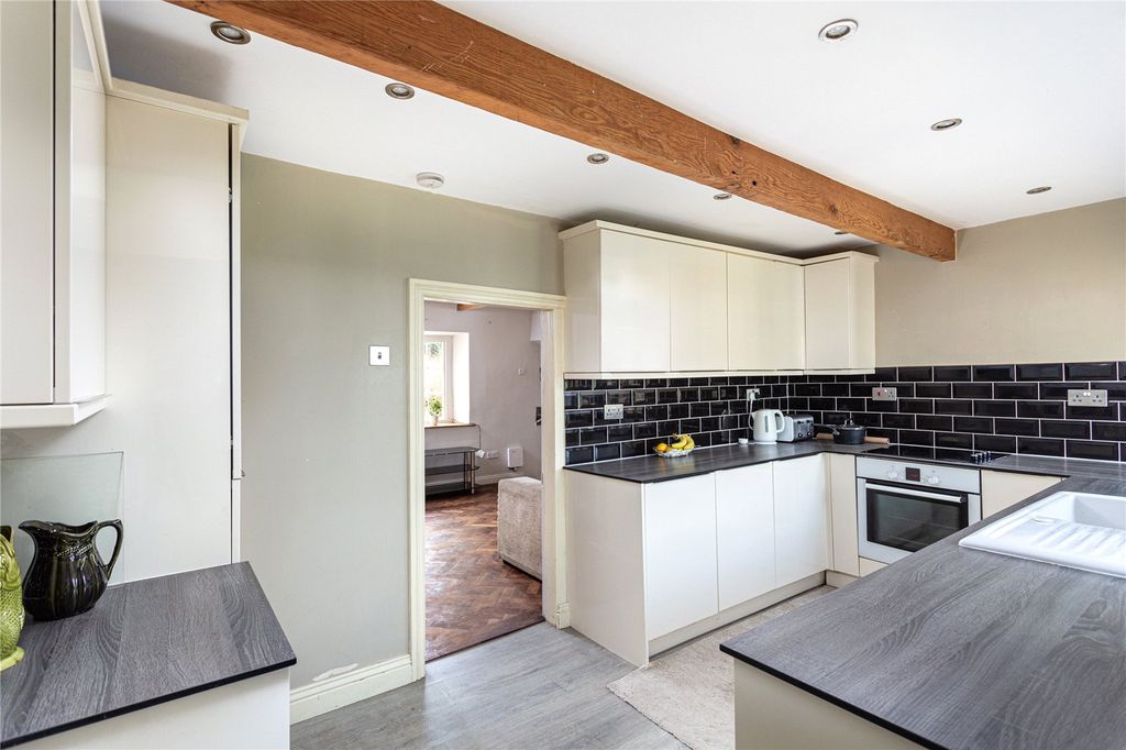 Property photo 3 of 15 Kitchen