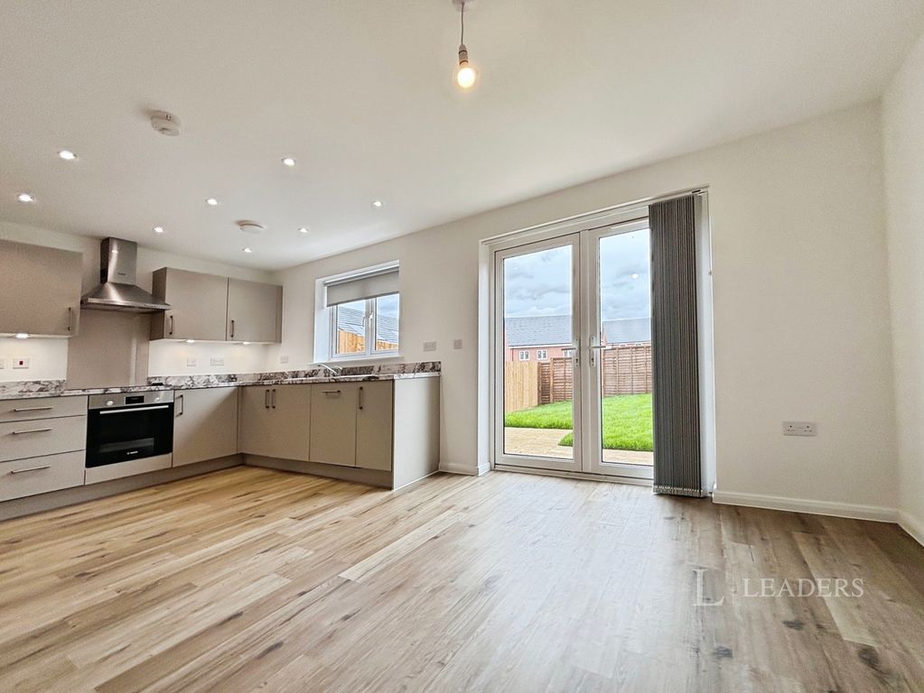 Property photo 3 of 12 Dining Room