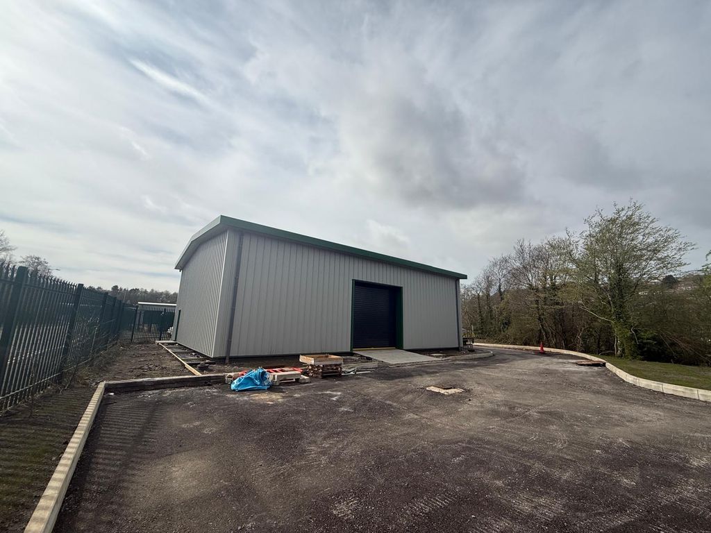 Property photo 3 of 3