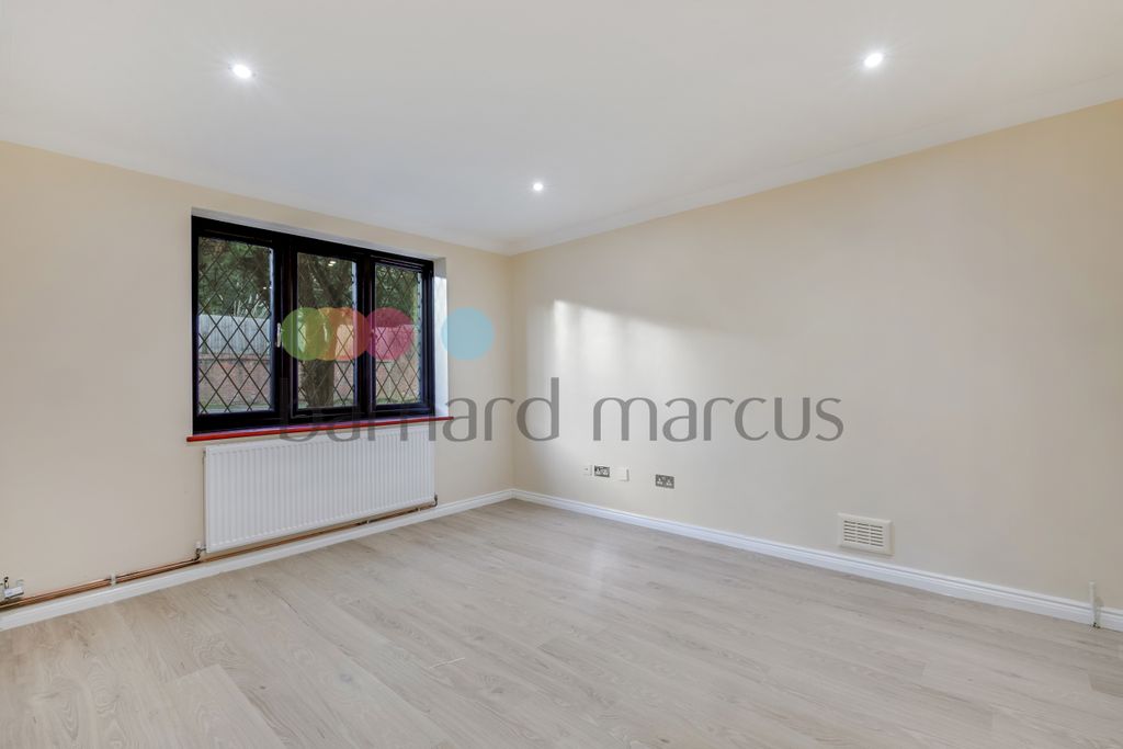 Property photo 3 of 11 Reception Room