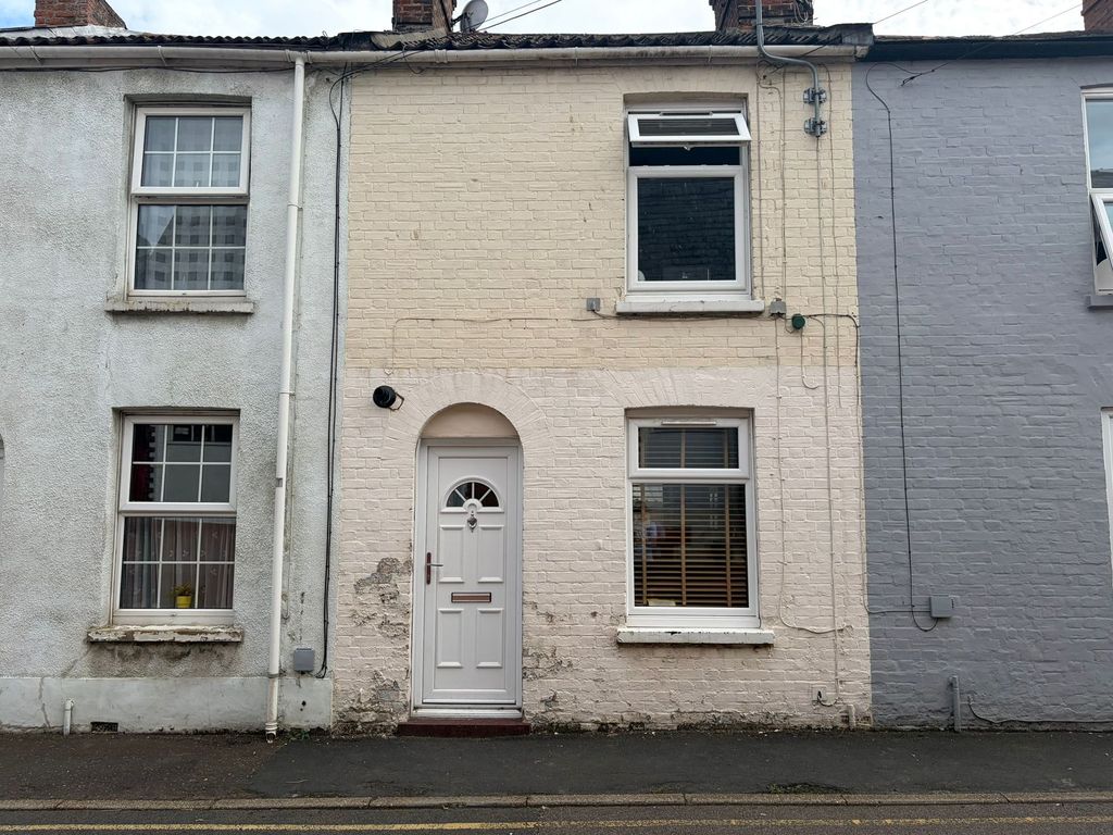 Property photo 1 of 16
